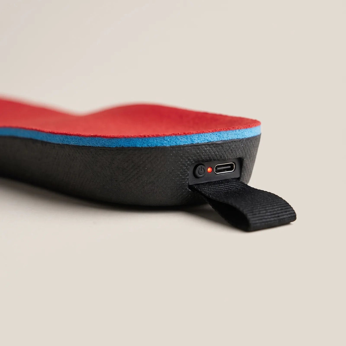 Podgrzewane Wkładki do Butów – akumulator i USB-C przy pięcie