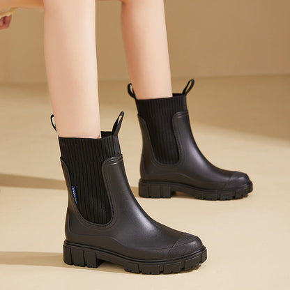 Kalosze damskie w stylu chelsea z dzianinowym wstawkiem