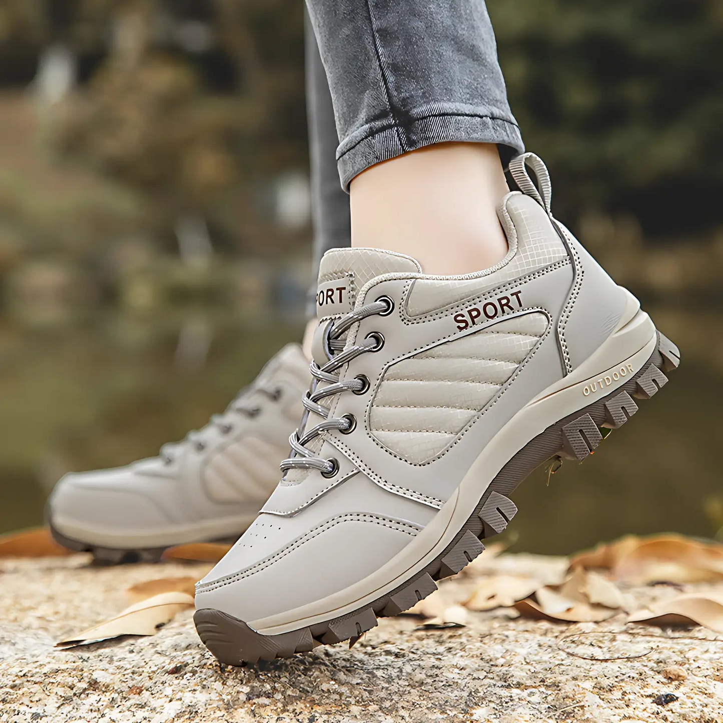 Buty trekkingowe damskie z amortyzowaną podeszwą i szerokim przodem