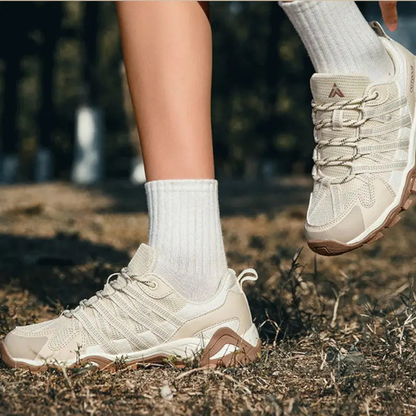 Buty trekkingowe męskie ze stabilną podeszwą profilowaną