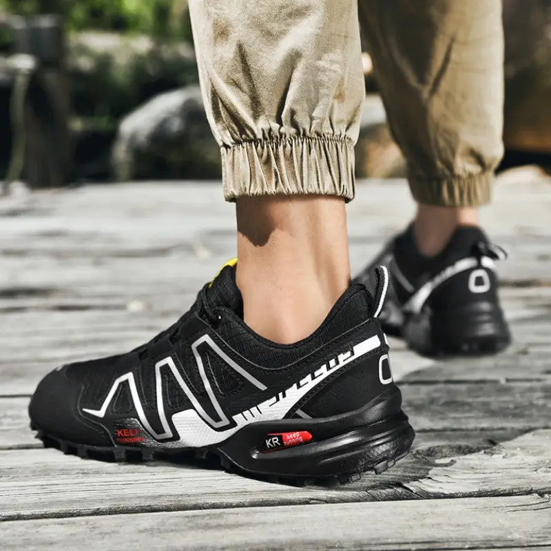 Lekkie, oddychające buty trekkingowe męskie z głębokim bieżnikiem