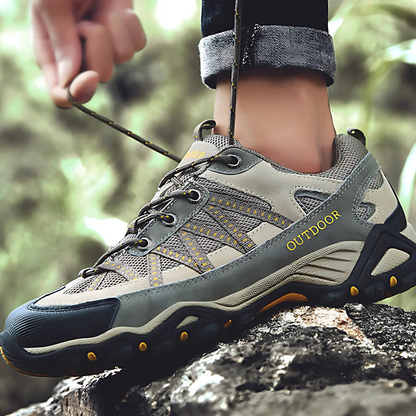 Buty trekkingowe damskie z profilowaną podeszwą i welurową cholewką